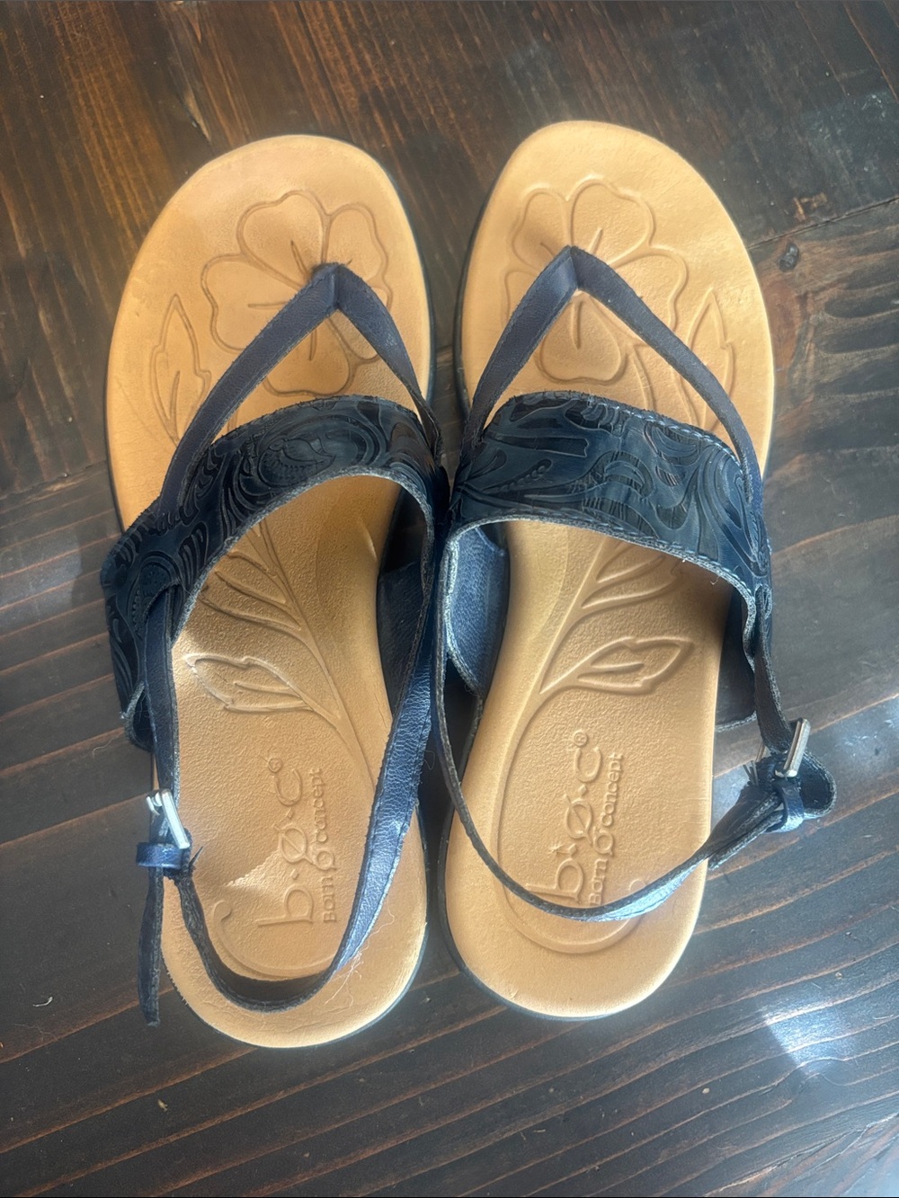 Women's Black Leather Floral-Embossed Sandals